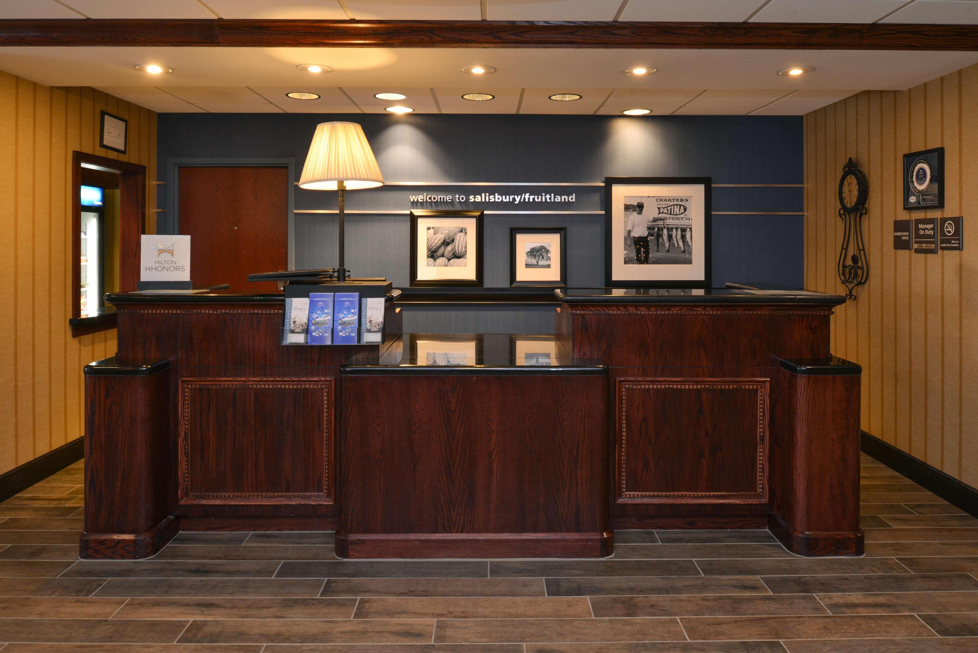 Hampton Inn & Suites Фрутленд Екстер'єр фото